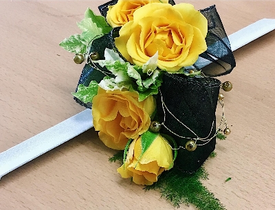 Yellow rose wrist corsage